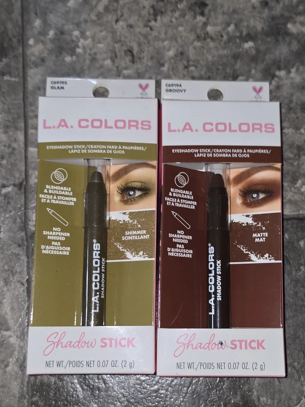 L.A. COLORS Shadow Stick Duo — Olive (Glam) & Brown (Groovy) BNIB